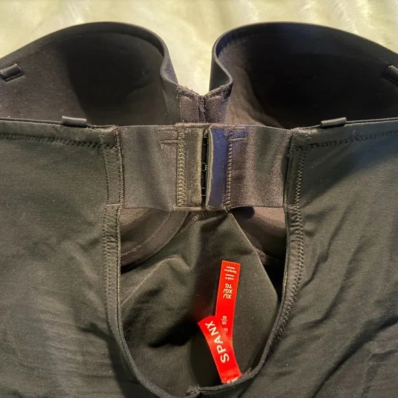 Spanx Black One-Piece Body Suit - Picture 9 of 13